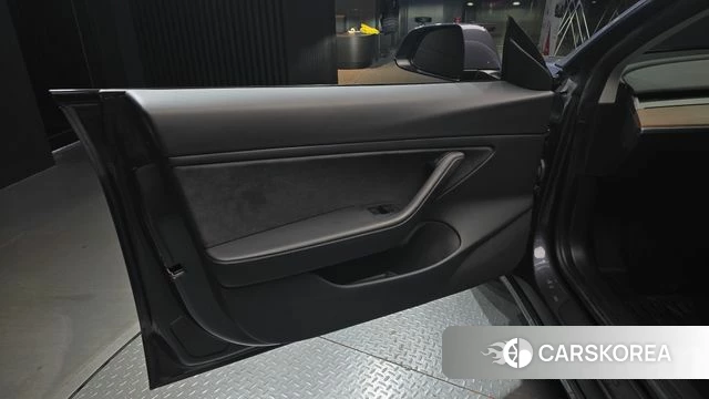 Tesla Model 3 id 5028349 из Кореи 16