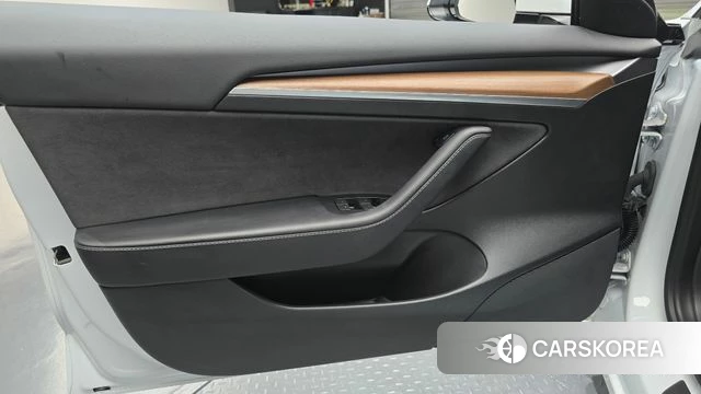 Tesla Model 3 id 4898902 из Кореи 16