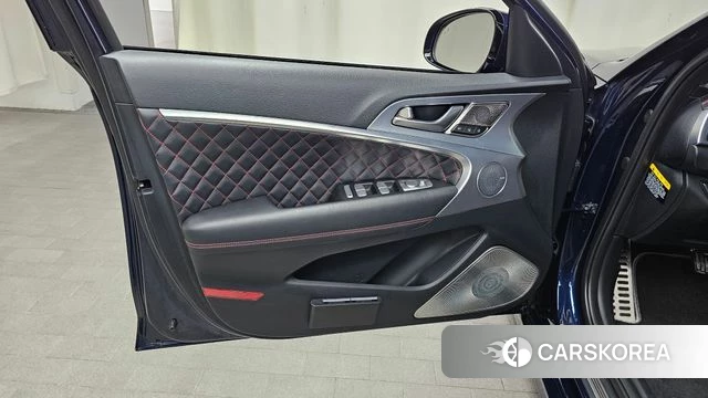 Genesis G70 id 5029159 из Кореи 16