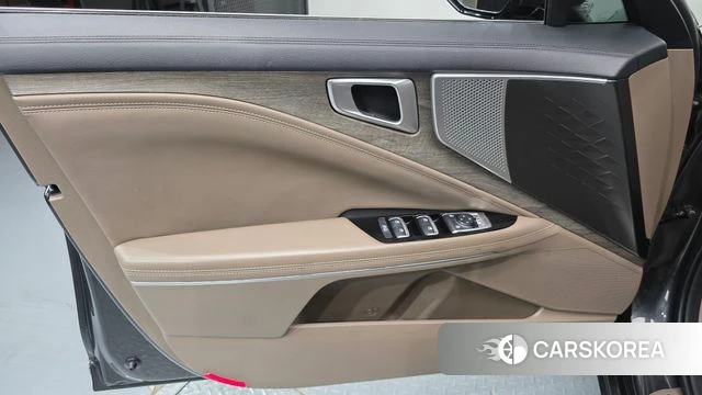 Kia K8 Hybrid id 5012015 из Кореи 16