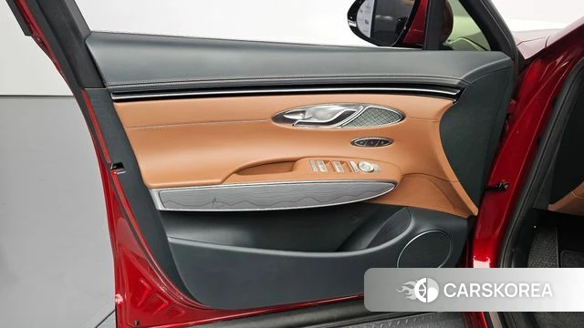 Genesis GV70 id 4996777 из Кореи 16