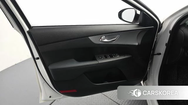 Kia The New K3 2nd generation id 4935870 из Кореи 16