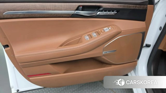 Genesis G90 id 4952021 из Кореи 16