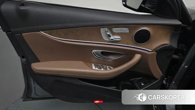 Mercedes-Benz E-Class W213 id 5059357 из Кореи 16