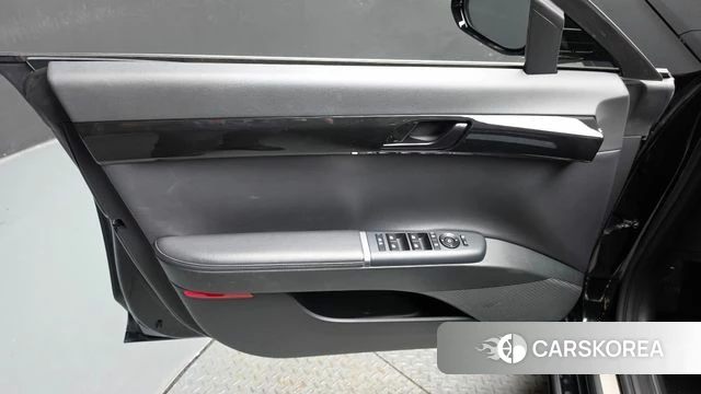 Hyundai Grandeur (GN7) id 5027221 из Кореи 16