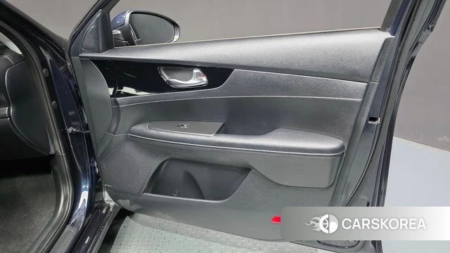 Kia The New K3 2nd generation id 4898468 из Кореи 16