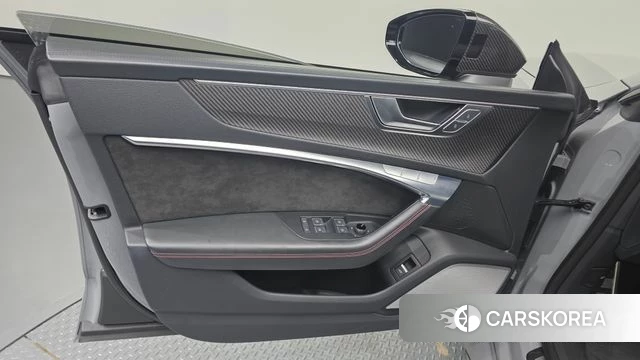 Audi RS7 (4K) id 5034513 из Кореи 16