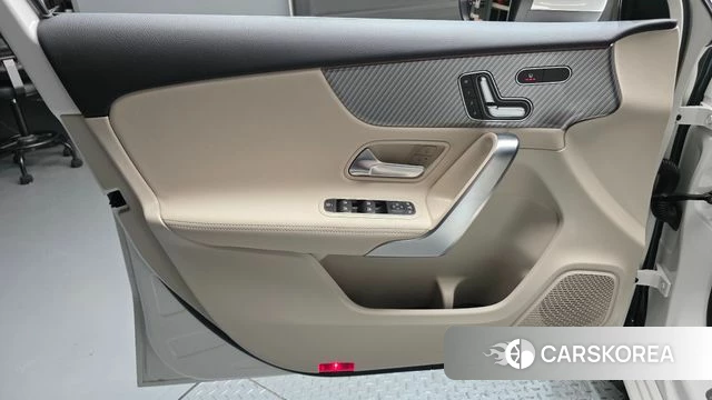Mercedes-Benz A-Class W177 id 4980542 из Кореи 16