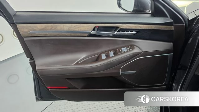 Genesis G90 id 4937293 из Кореи 16