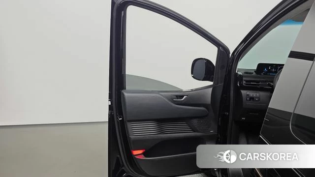 Hyundai Staria id 5011076 из Кореи 16