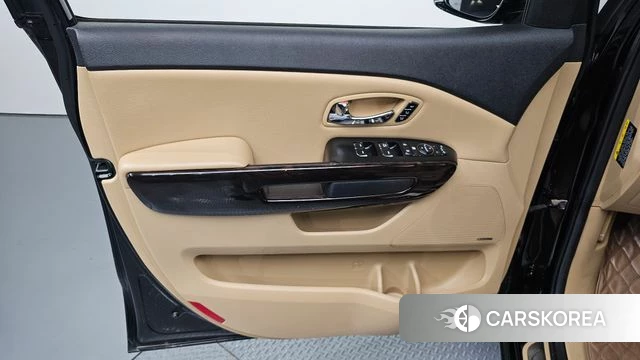 Kia The New Carnival id 4988457 из Кореи 16