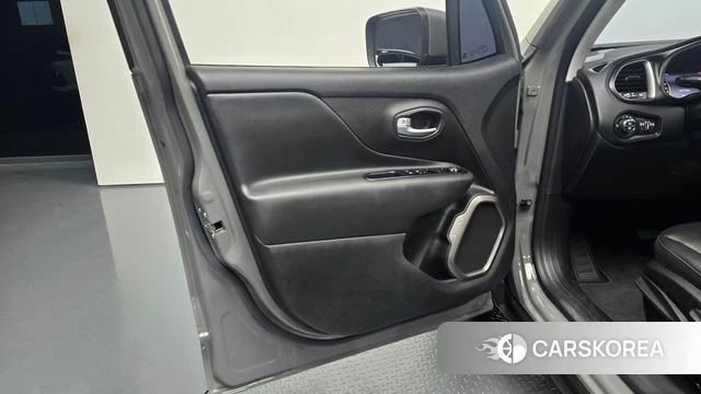 Jeep Renegade id 4918150 из Кореи 16