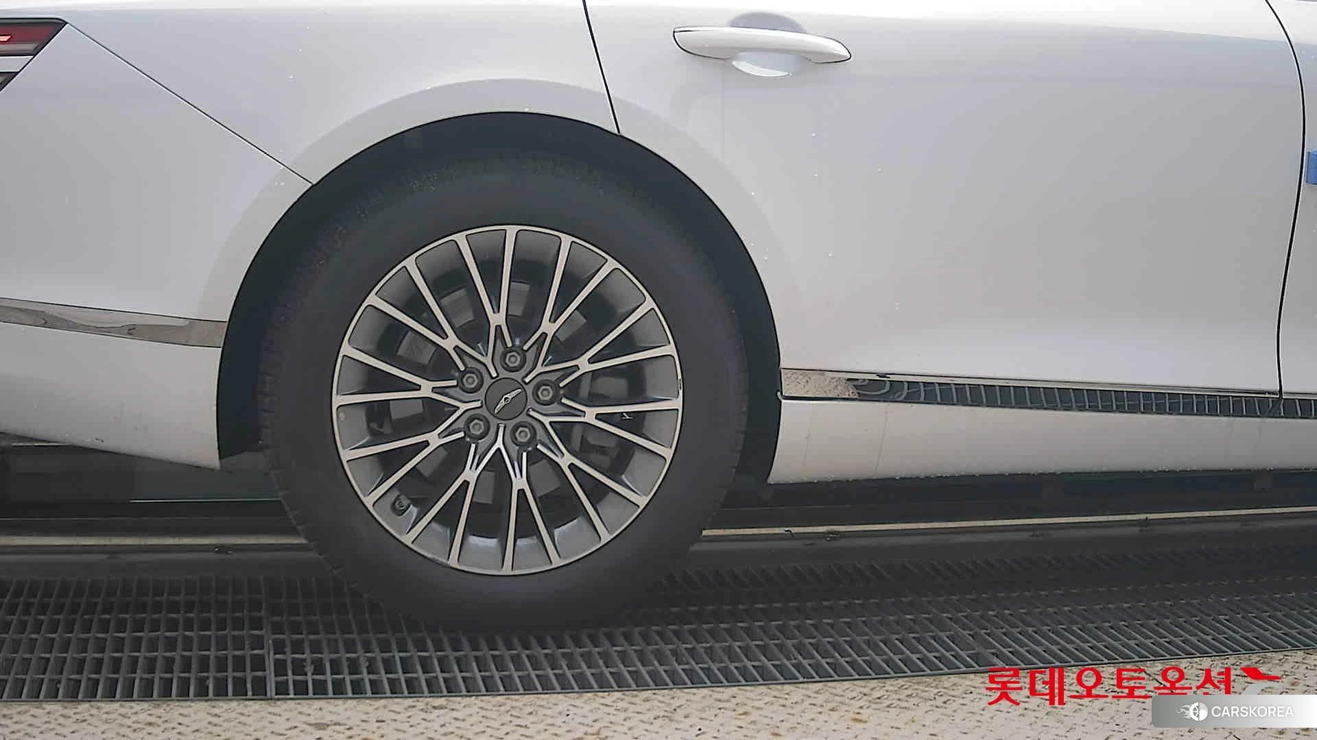 Hyundai G80 id 4984621 из Кореи 16