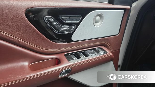Lincoln Aviator 2nd generation id 4986085 из Кореи 16