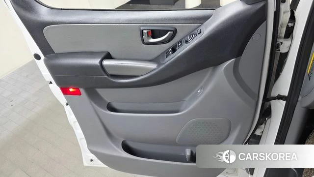 Hyundai The New Grand Starex id 4960288 из Кореи 16