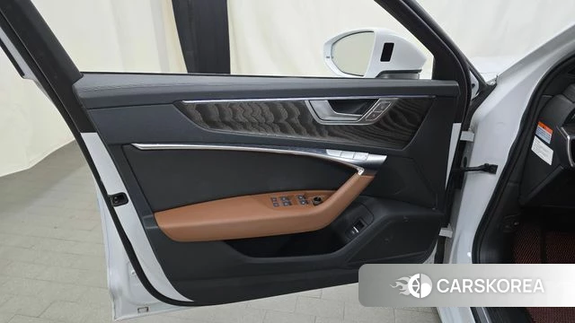 Audi A6 (C8) id 4941821 из Кореи 16