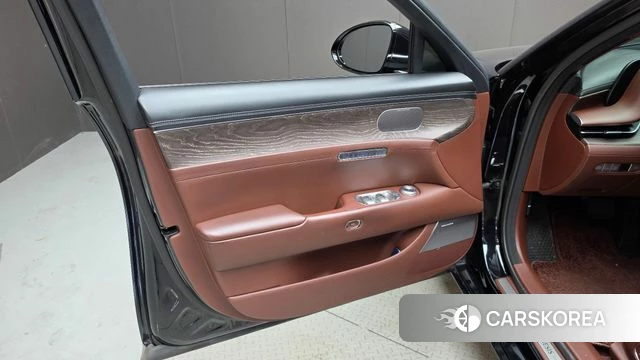 Genesis G90 (RS4) id 5012189 из Кореи 16