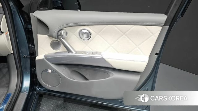 Genesis GV60 id 4969393 из Кореи 16