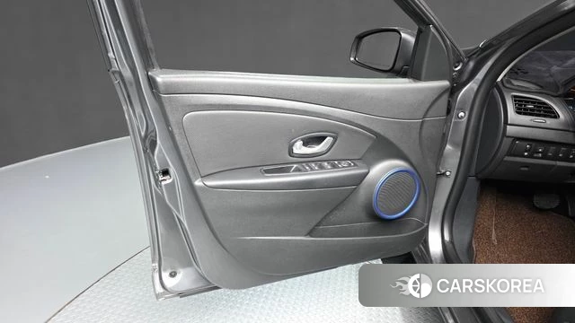 Renault Korea (Samsung) SM3 Z.E. id 5035375 из Кореи 16