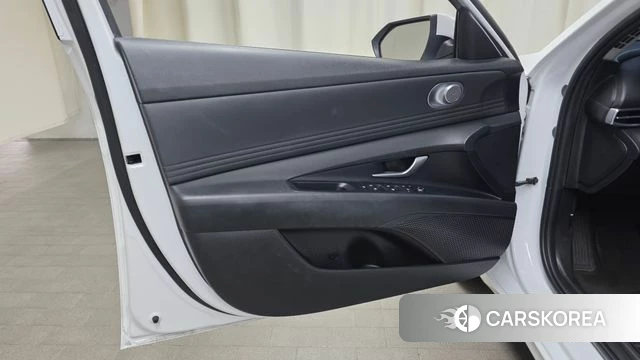 Hyundai Avante Hybrid (CN7) id 5052727 из Кореи 16
