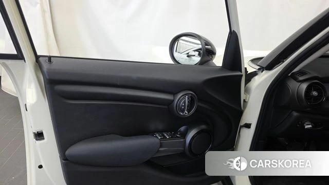 Mini Cooper id 4895381 из Кореи 16