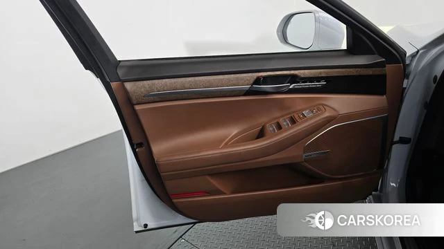 Genesis G90 id 5048369 из Кореи 16