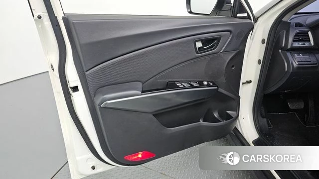 Ssangyong Tivoli Armor id 4998754 из Кореи 16