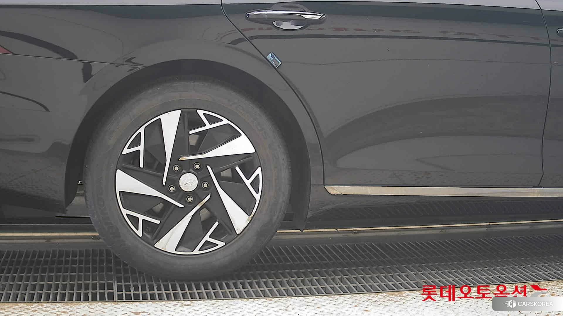 Hyundai Grandeur Hybrid id 4990027 из Кореи 16