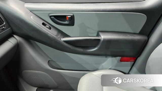 Hyundai The New Grand Starex id 4988127 из Кореи 16