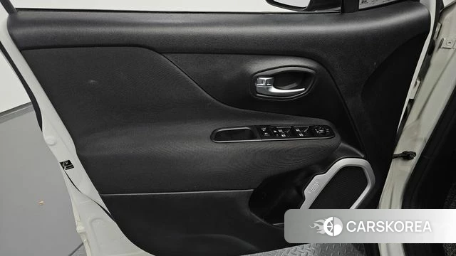 Jeep Renegade id 5013174 из Кореи 16
