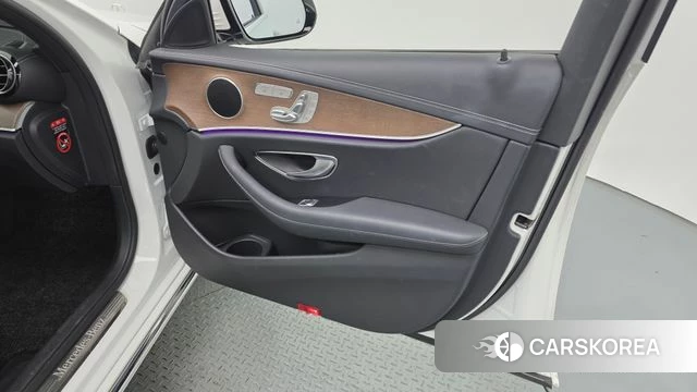 Mercedes-Benz E-Class W213 id 5026743 из Кореи 16