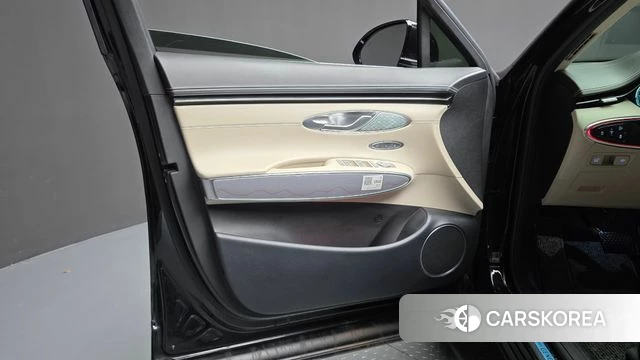 Genesis GV70 id 4965001 из Кореи 16