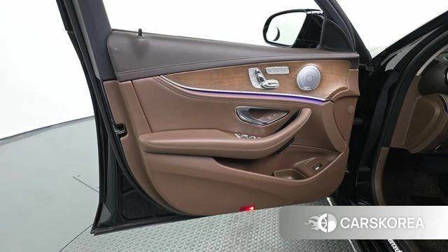 Mercedes-Benz E-Class W213 id 5023379 из Кореи 16