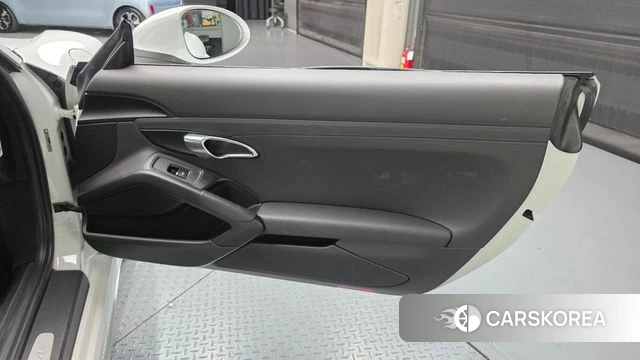 Porsche 718 Cayman id 4960578 из Кореи 16
