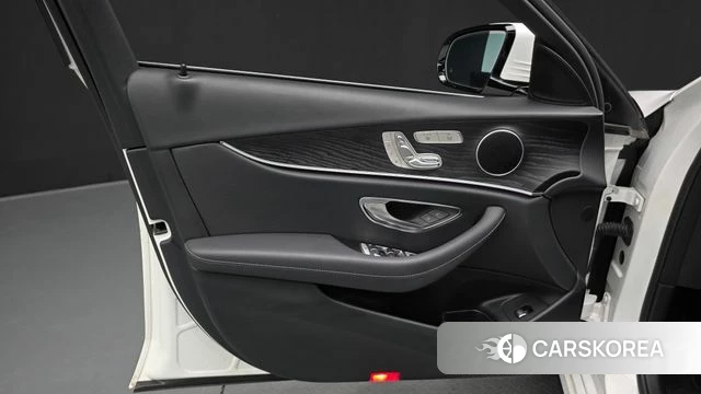 Mercedes-Benz E-Class W213 id 5018188 из Кореи 16