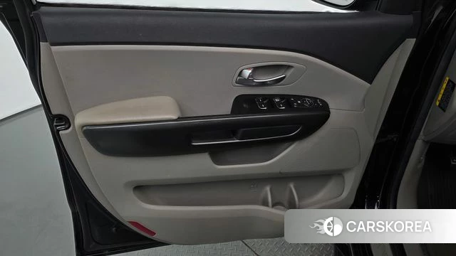 Kia The New Carnival id 5035566 из Кореи 16