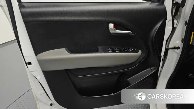 Kia The New Kia Ray id 4986177 из Кореи 16