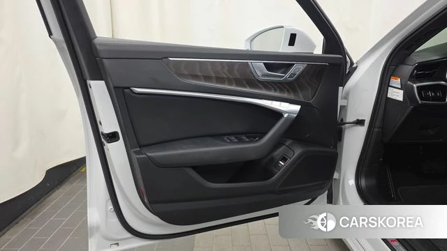 Audi A6 (C8) id 5002885 из Кореи 16
