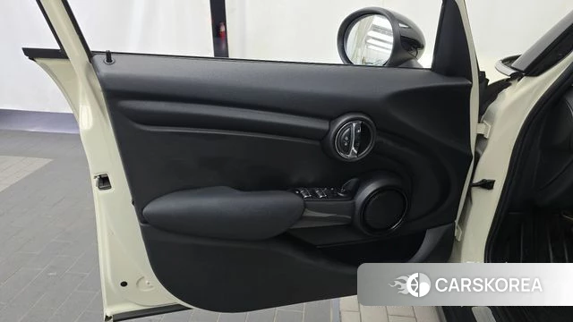 Mini Cooper id 4988250 из Кореи 16