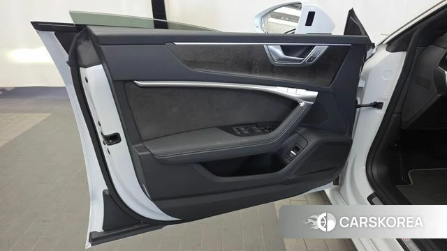 Audi A7 (4K) id 4967073 из Кореи 16