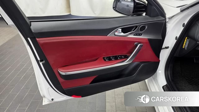Kia Stinger id 5013599 из Кореи 16