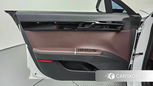 Hyundai Grandeur Hybrid (GN7) id 4834735 из Кореи 16