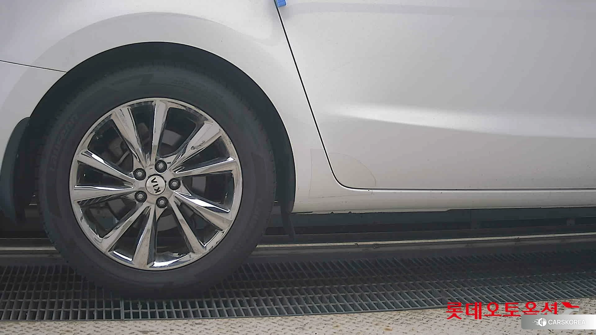 Kia Carnival id 4990106 из Кореи 16