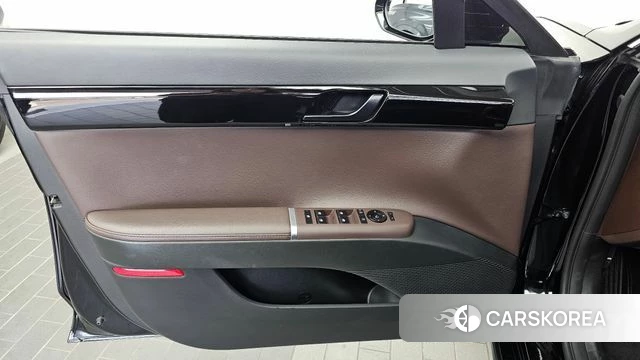 Hyundai Grandeur (GN7) id 4990888 из Кореи 16