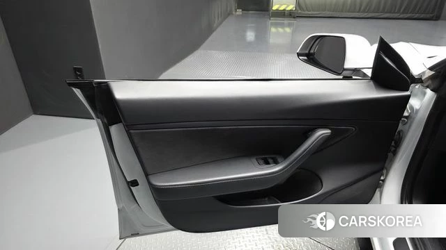 Tesla Model 3 id 5003508 из Кореи 16