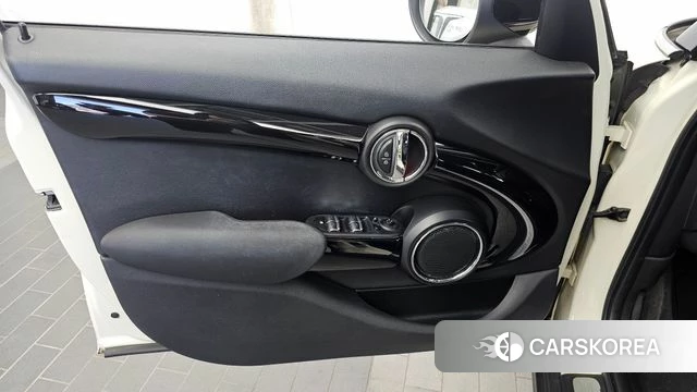 Mini Cooper id 4943719 из Кореи 16