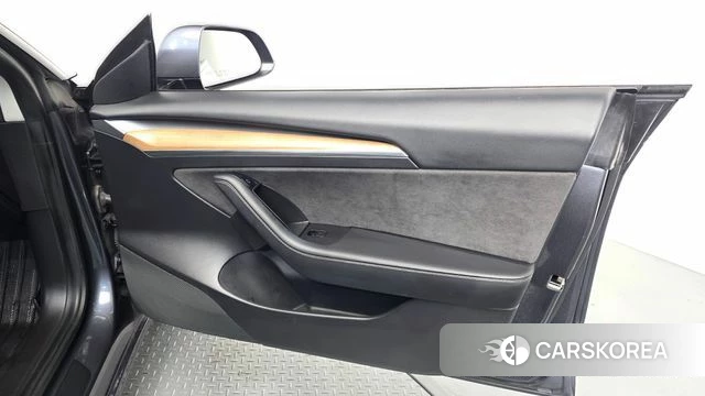 Tesla Model 3 id 5012982 из Кореи 16