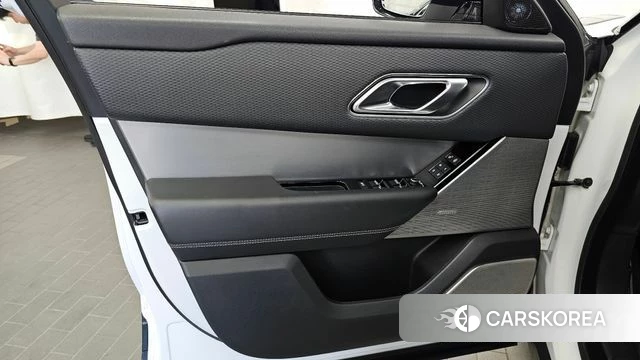 Land Rover Range Rover Velar id 4943708 из Кореи 16