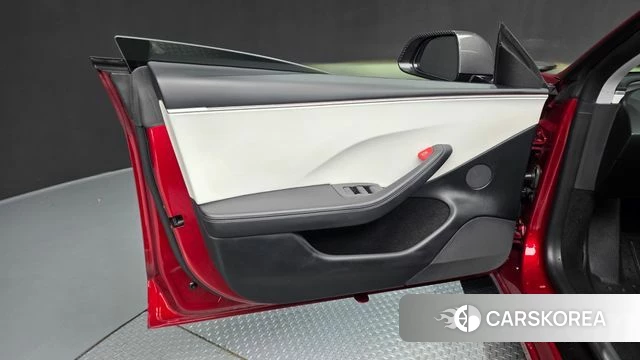 Tesla Model 3 id 5011510 из Кореи 16