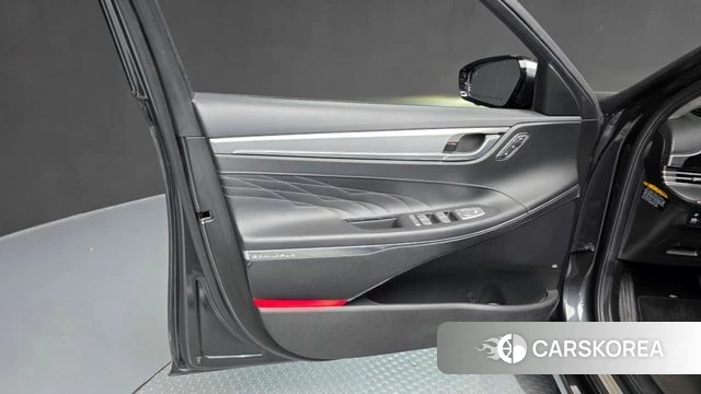 Hyundai The New Grandeur IG Hybrid id 5028763 из Кореи 16